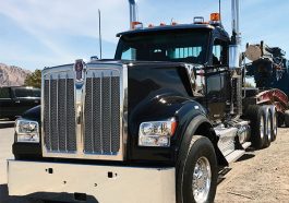 Kenworth W990