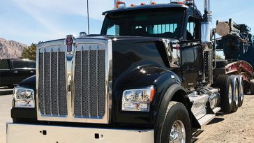 Kenworth W990