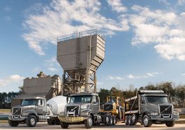 VOLVO VHD 300