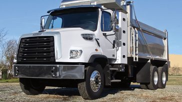 FREIGHTLINER 114SD NG