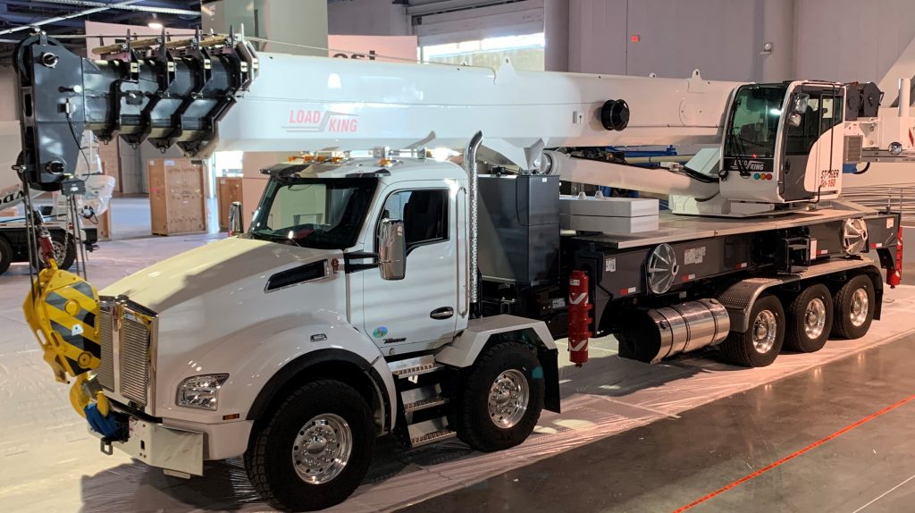 Kenworth Introduces T880 Twin Steer at ConExpo-Con/Agg