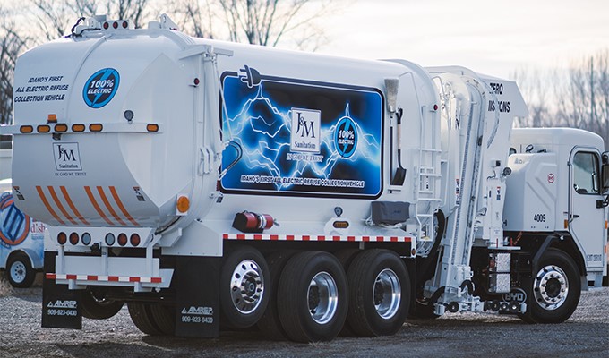 J&M Sanitation Deploys BYD, Amrep Electric Refuse Trucks