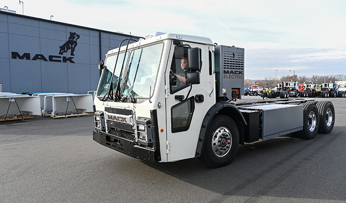Mack LR Electric Model Now in Serial Production at Lehigh Valley Operations