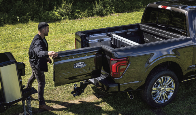 2024 Ford F-150 Tail gate